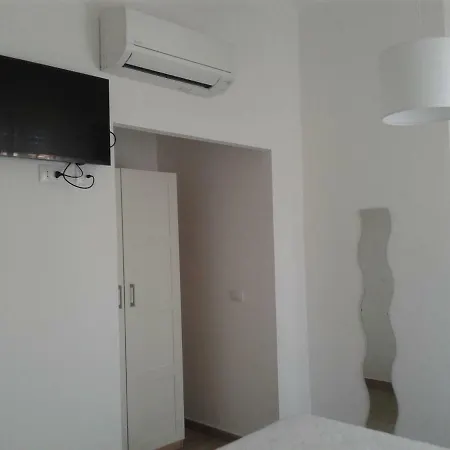 Le Di Simona Guest house 2*